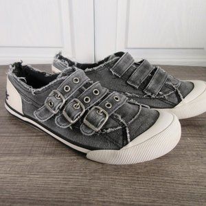 Rocket Dog Pull on buckle distressed tennis shoes size 8
